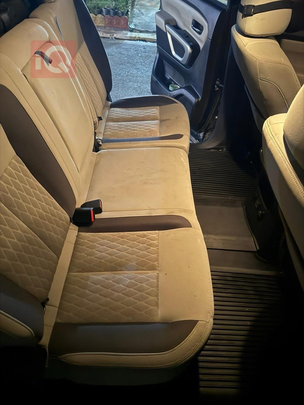 نيسان تيتان